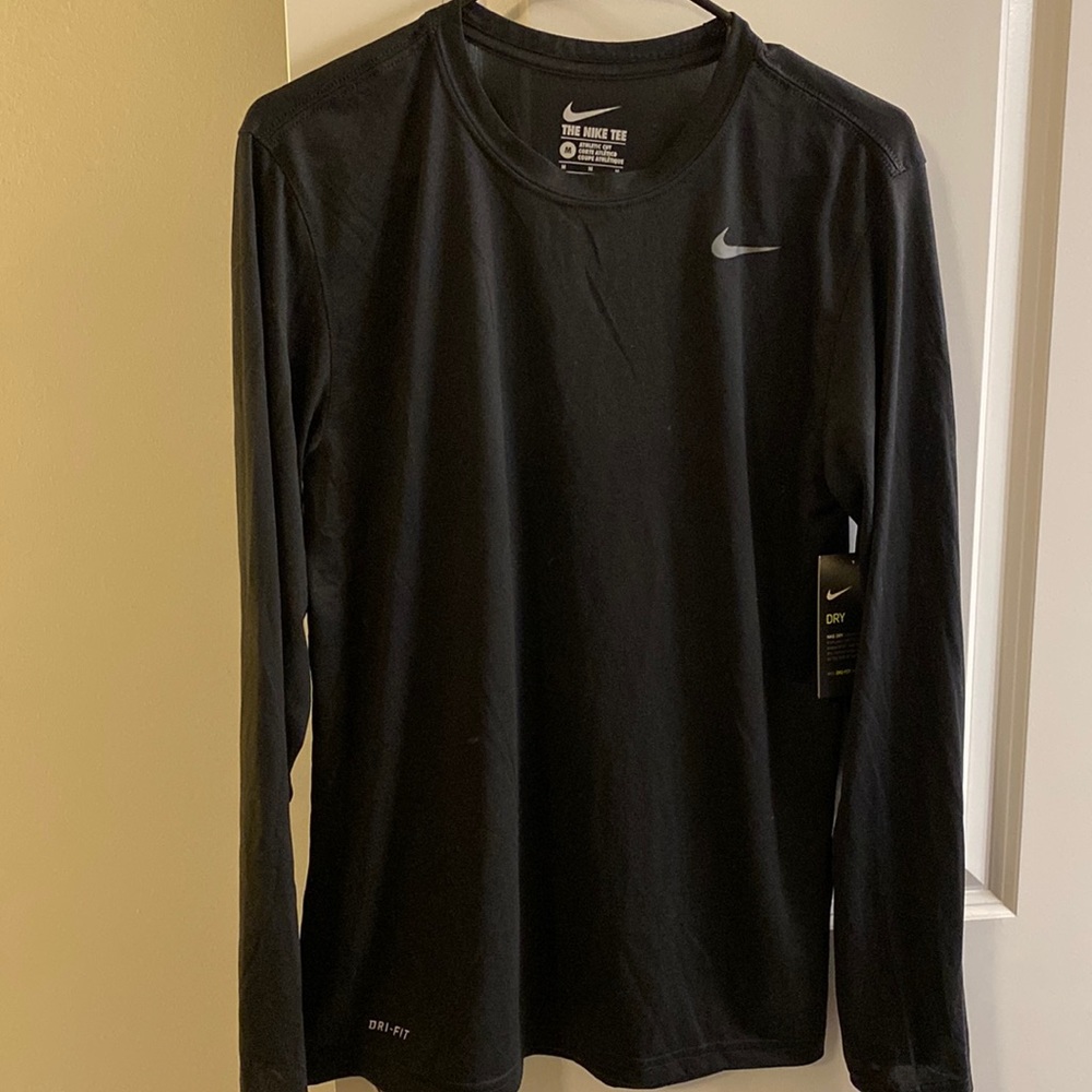 NWT black Nike long sleeve Dri-Fit tee